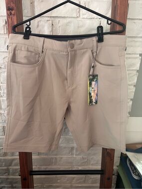 Kyodan Golf Slim Fit Beige Shorts 32W 9” inseam